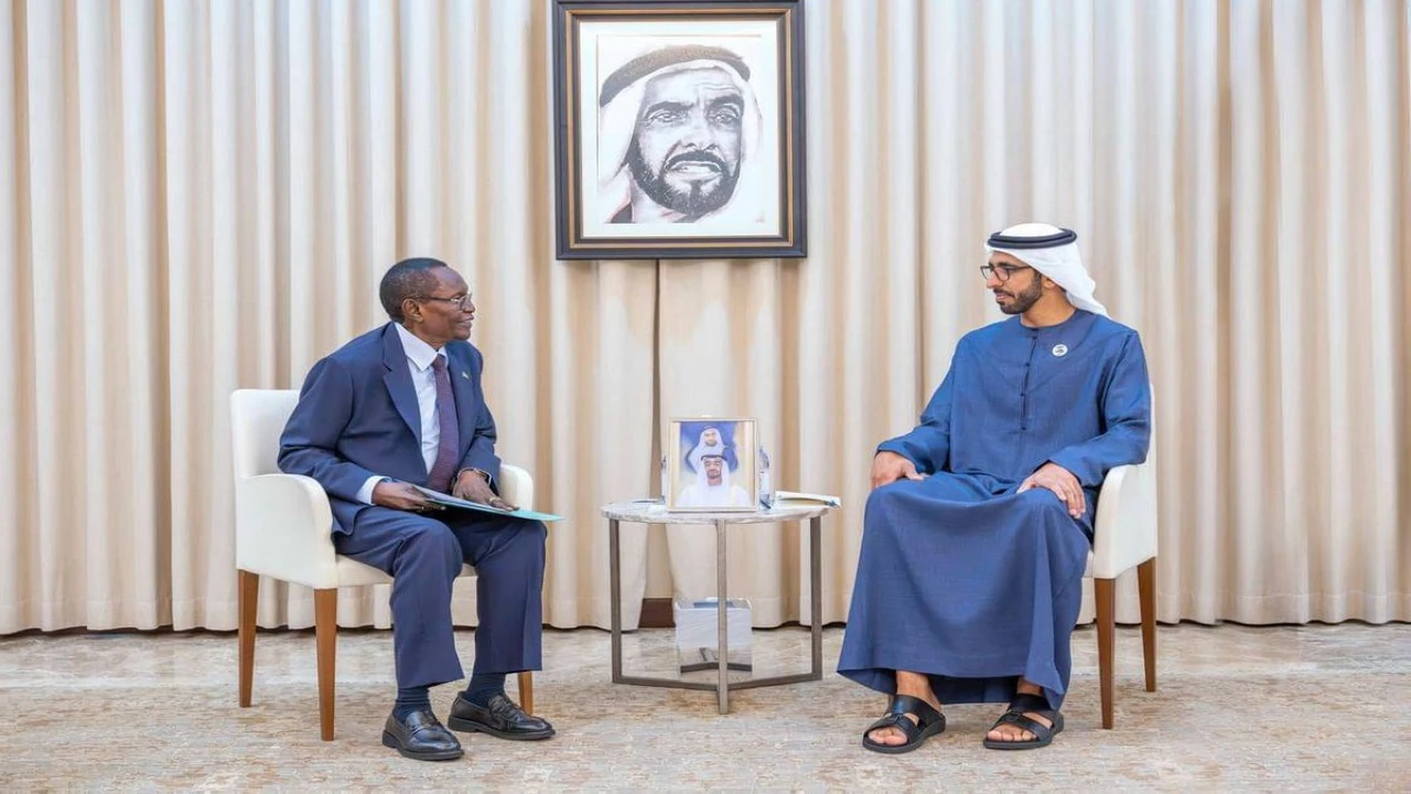 شخبوط بن نهيان يلتقي وزير خارجية جنوب السودان في أبوظبي